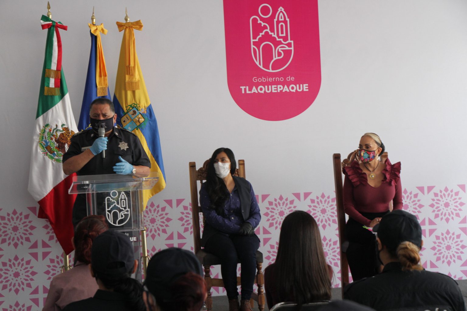 Policías de Tlaquepaque reciben estímulo económico – Noticias GDL